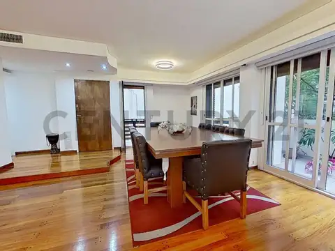 DEPARTAMENTO 5 AMBIENTES/BAULERA Y COCHERA