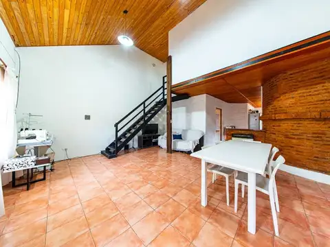 Casa en Venta con 1 cochera