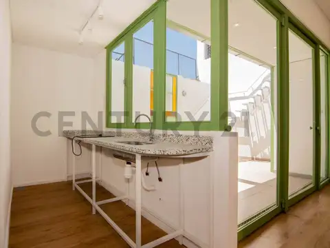 Casa 2 ambientes con 1 baño