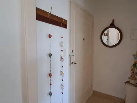 REMODELADO Excelente Ubicacion Departamento 2 Ambientes en Venta en Coghlan