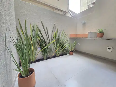 Depto Tipo Casa 2 ambientes con 1 baño
