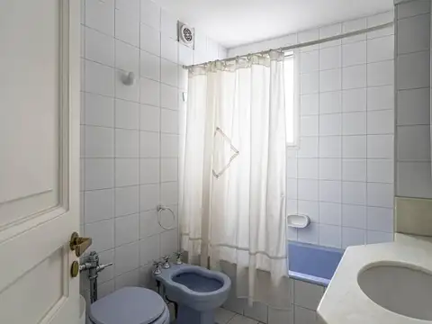 Departamento 5 ambientes con 3 baños