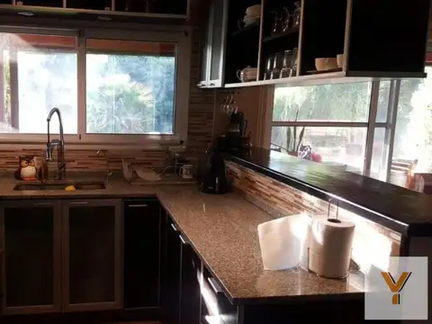 Casa 3 ambientes con 2 baños
