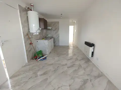 Departamento en Alquiler en Cipolletti, $ 900.000