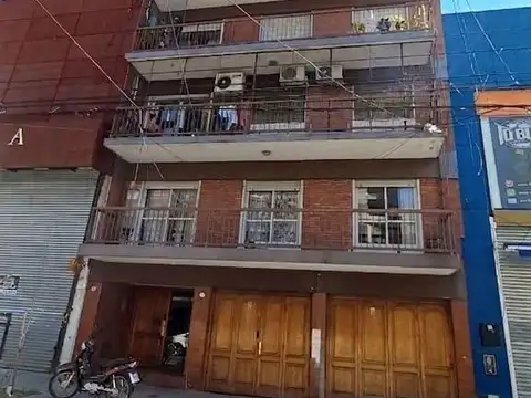 SEMIPISO FTE BCON TZA 4 AMB DEP SERV COCHERA FIJA 132 M2-FLORES