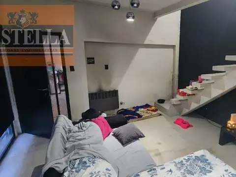 Casa 3 Amb y Dpto 2 Amb a Estrenar - 185 m² Edificados - Lomas Del Mirador