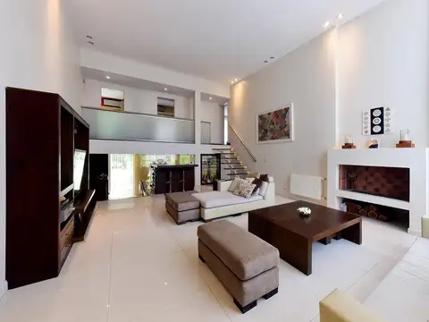 Departamento en Venta con 2 cocheras