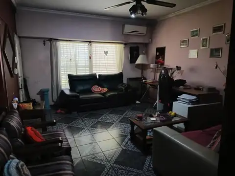 Casa en Venta en Morón, USD 115.000