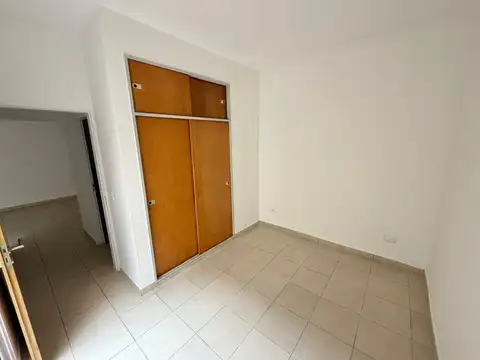 Depto Tipo Casa en Alquiler de Monoambiente