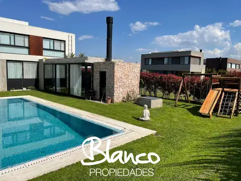 Puertos del Lago - Vistas 100