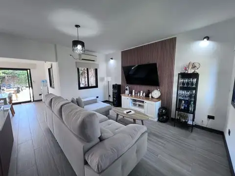Casa en Venta en Laguna Azul, USD 129.999