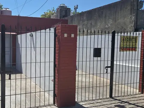 Depto Tipo Casa en Venta de 2 ambientes