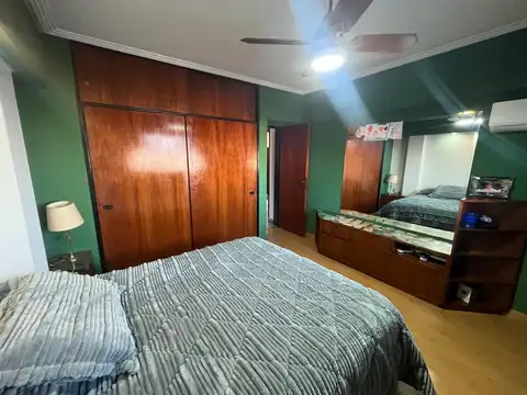 Depto Tipo Casa 3 ambientes con 2 baños