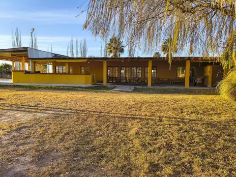 Local en Alquiler en Fray Luis Beltran, USD 1.900