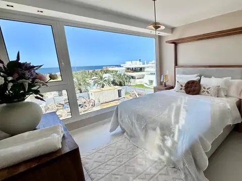 Apartamento en venta c/ cochera en Playa Mansa