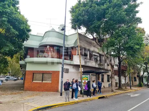 PH DE 6 AMBIENTES FRENTE BALCÓN TERRAZA APTO PROFESIONAL