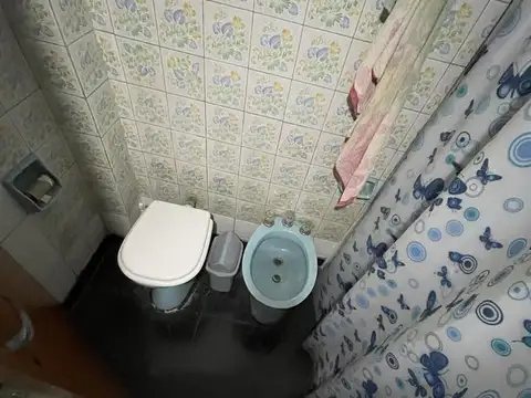 Departamento en Venta en Bernal Oeste, USD 83.000