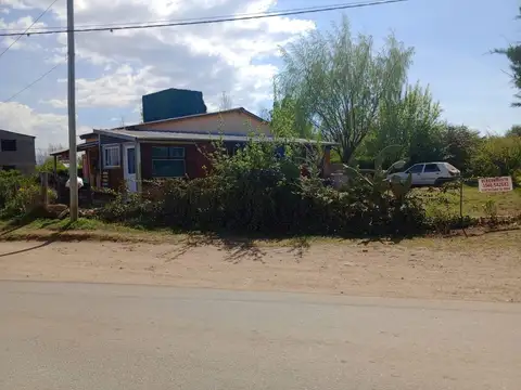 Venta casa + local en funcionamiento V. Yacanto