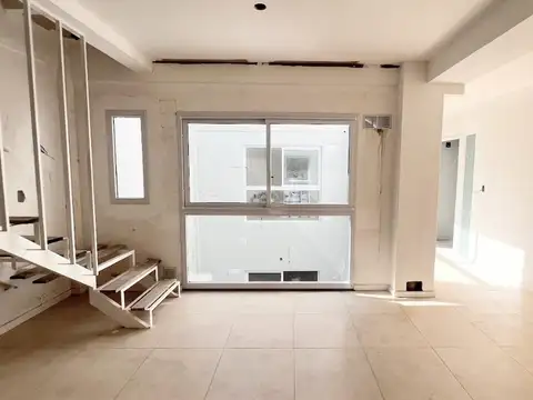 Depto Tipo Casa en Venta de 1 dormitorio