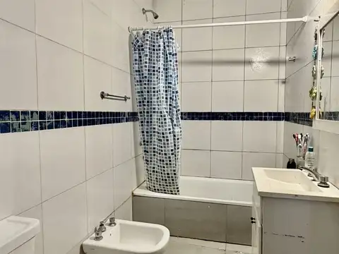 Depto Tipo Casa en Venta en Caballito, USD 80.000