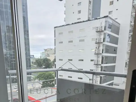 Departamento en Alquiler con 1 cocheras