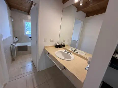 La Madrugada I UF 100