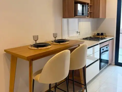 Depto Tipo Casa 4 ambientes con 3 baños