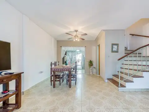 Depto Tipo Casa en Venta de 3 dormitorios