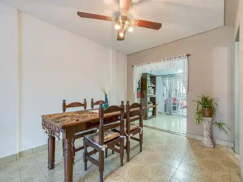 Depto Tipo Casa 4 ambientes con 1 baño
