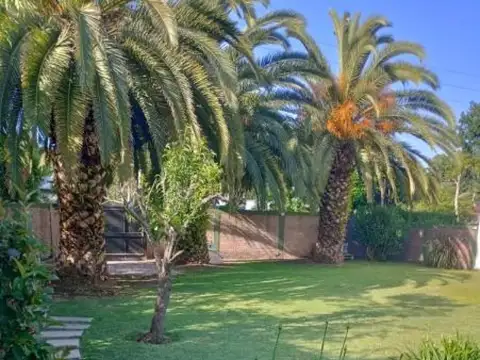 Casa 5 ambientes con 1 baño