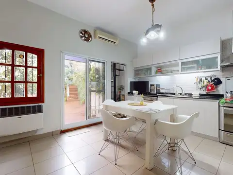CASA EN VENTA 5 AMB COLEGIALES