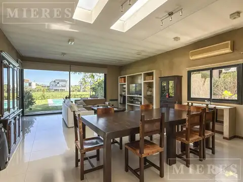 Casa en Venta al Oeste
