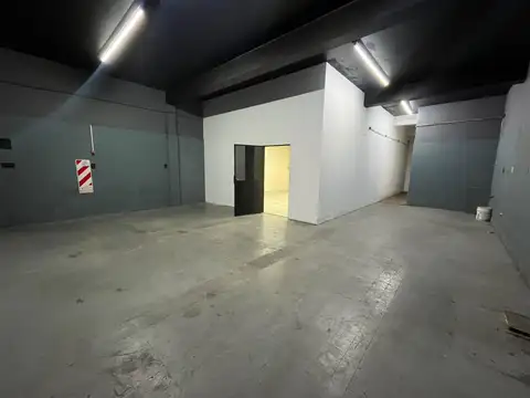 Local en Alquiler en Valentín Alsina, $ 2.500.000