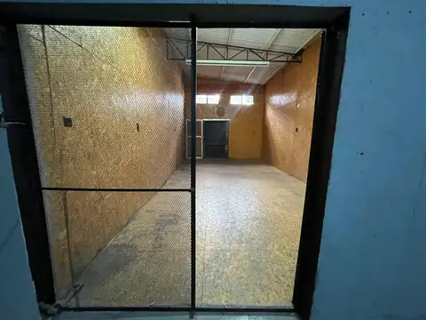 Local en Alquiler en Valentin Alsina, $ 2.500.000