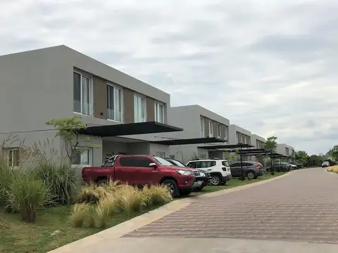 Casa en Venta en Pilara, USD 690.000