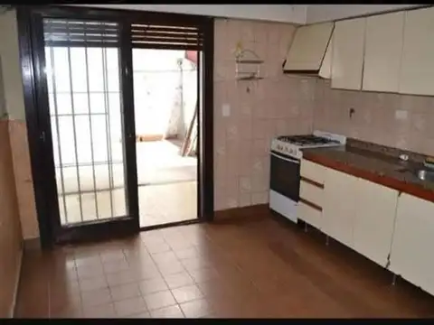 Depto Tipo Casa en Venta con 1 cocheras