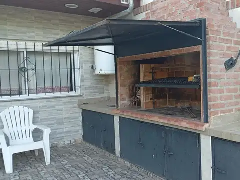 Los Ceibos 700