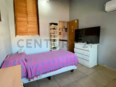 Venta/Permuta Casa 3 ambientes - Martin Coronado