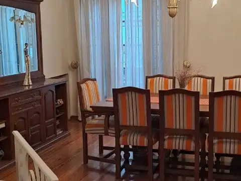 Exclusiva Casa en Avellaneda Centro!
