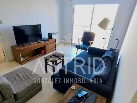 Departamento 2 ambientes a la venta en Tigre centro con coch
