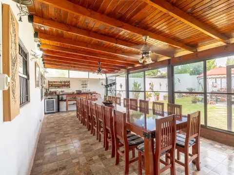 Casa en Venta en Guillermo E Hudson, USD 155.000