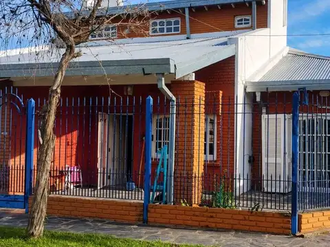 Casa  en Venta en Villa Elisa, La Plata, G.B.A. Zona Sur