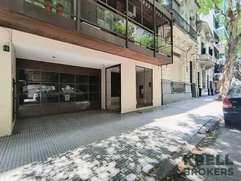 Oficina 5 ambientes con 1 baño