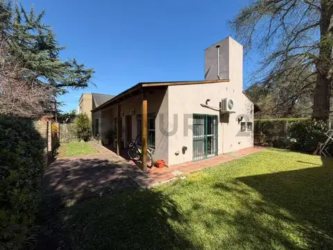 VENTA CASA 4 AMBIENTES EN BARRIO BELLO HORIZONTE, RICARDO ROJAS