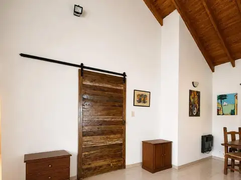 Casa en Venta con 6 cocheras