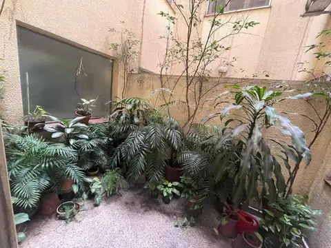 Depto Tipo Casa en Venta en Almagro, USD 129.000