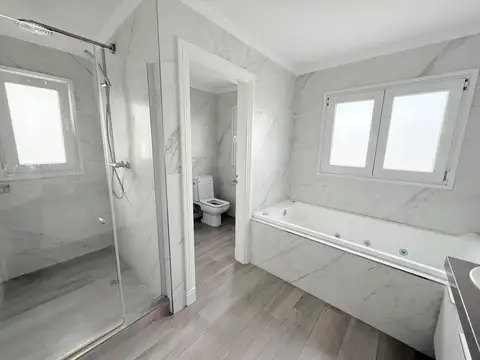 Casa en Alquiler de 3 dormitorios