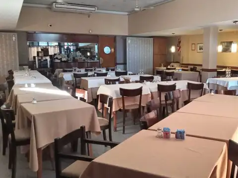 Fondo Comercio en Venta con 4 cocheras