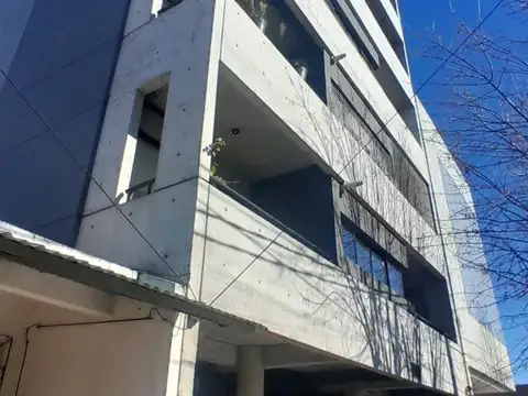 Alberdi 200, Piso 3