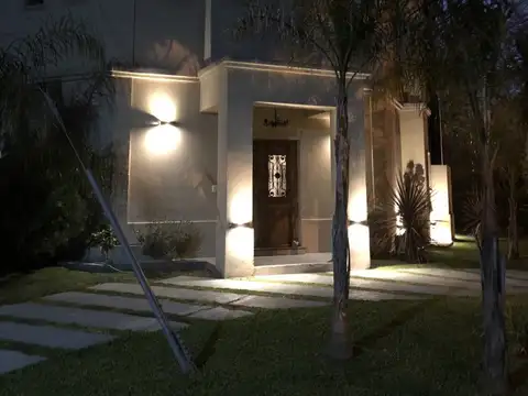 Casa en Venta en Nautico Escobar, USD 260.000